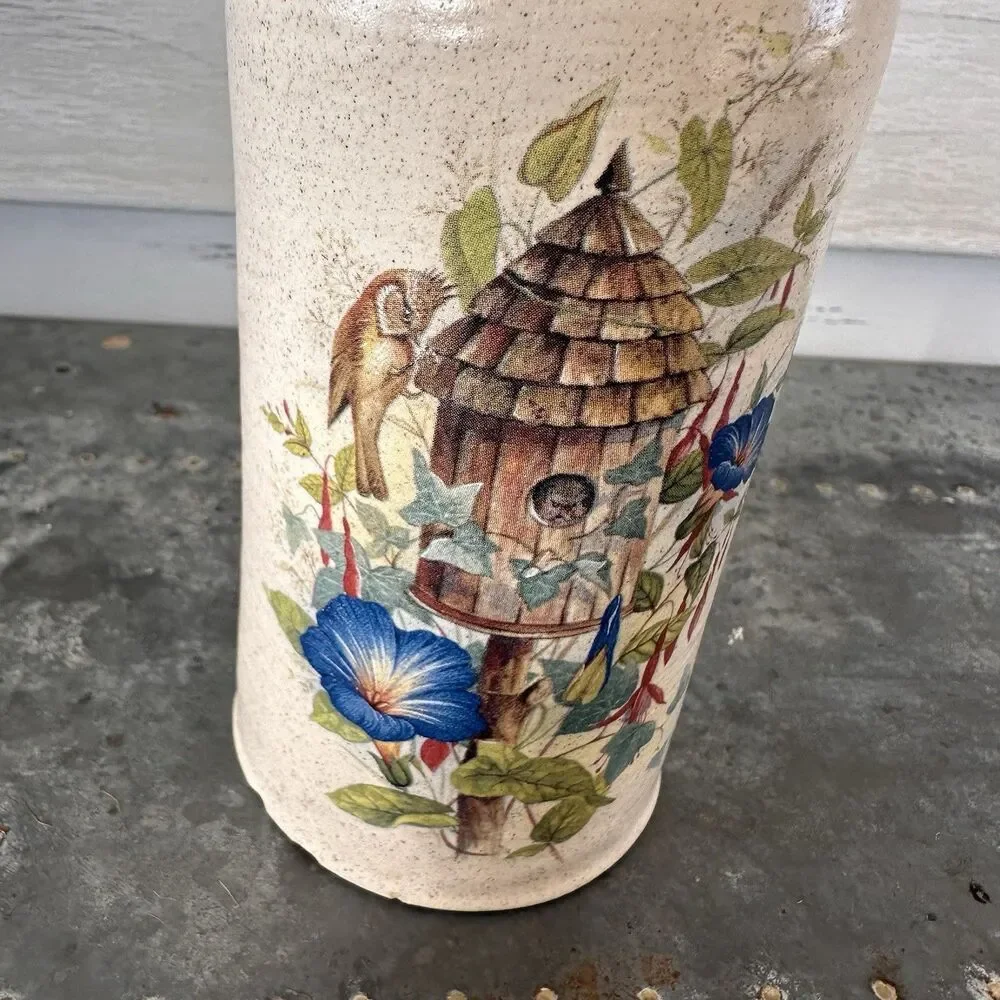 Vintage Home Garden Party Stoneware Soap Lotion Dispenser Birdhouse Flowers